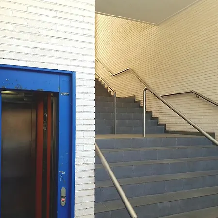 Edificio Estrellas * גאנדיה